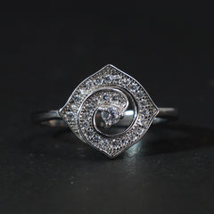 Square Cluster Spiral Ring