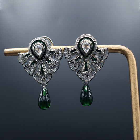 The Curtsy Dangling Earrings