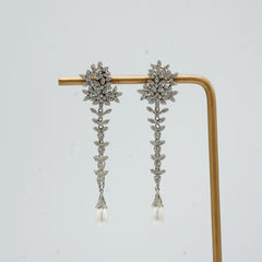The Floral Lace Drop Earrings