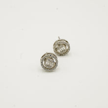 The Daisy Stud Earrings