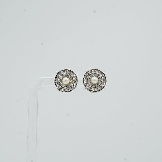 The Heart Of Pearl Stud Earrings