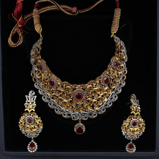 The Royal Highness Necklace Set