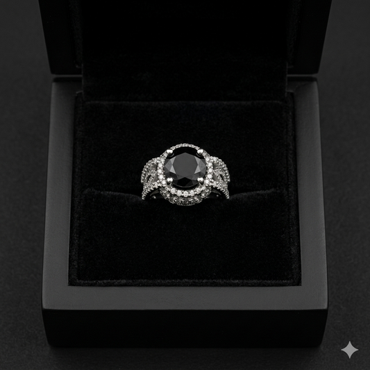Regal Onyx Filigree Ring