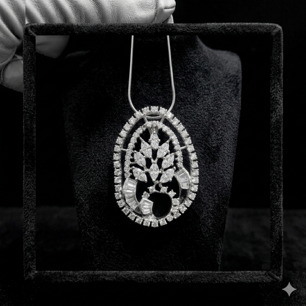 Royal Bloom Charm