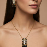 Vintage Noir Heritage Collection