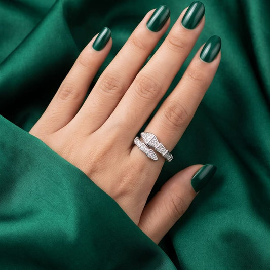 Vipera Coil Ring