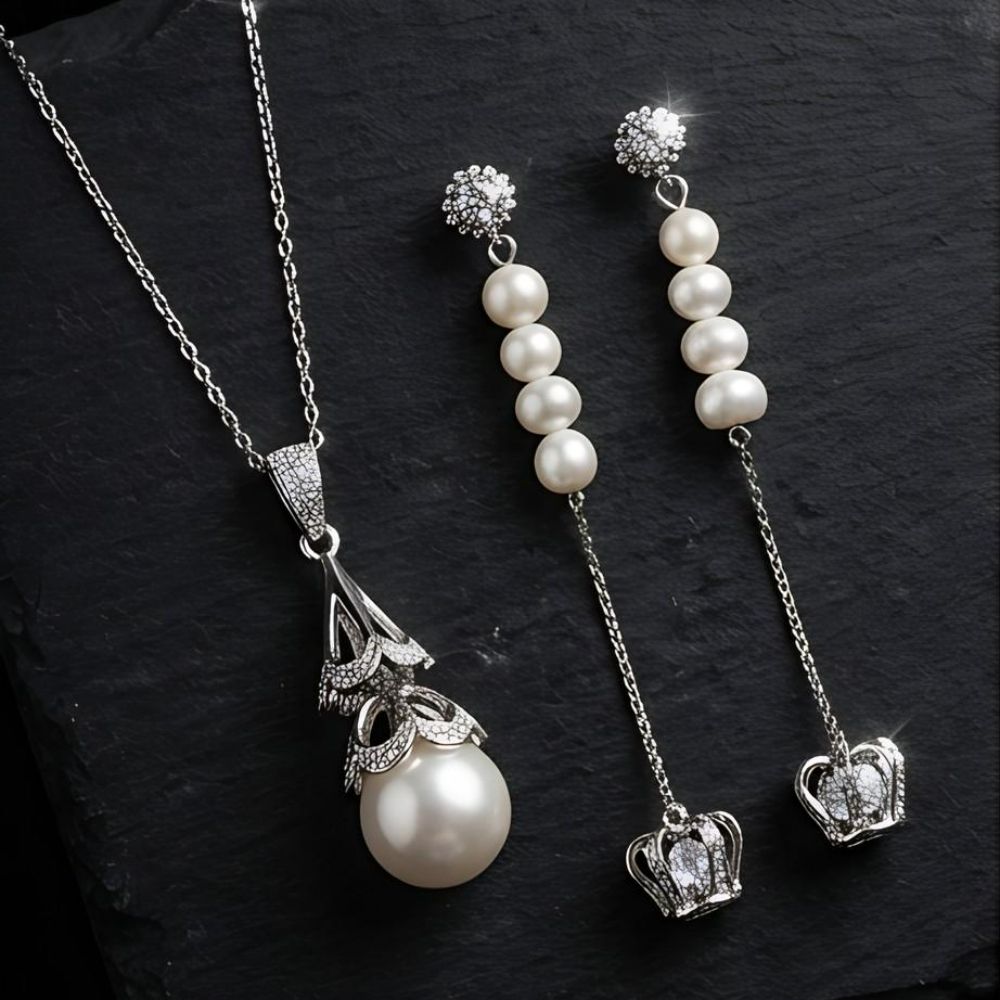 Ivory Elegance pandent